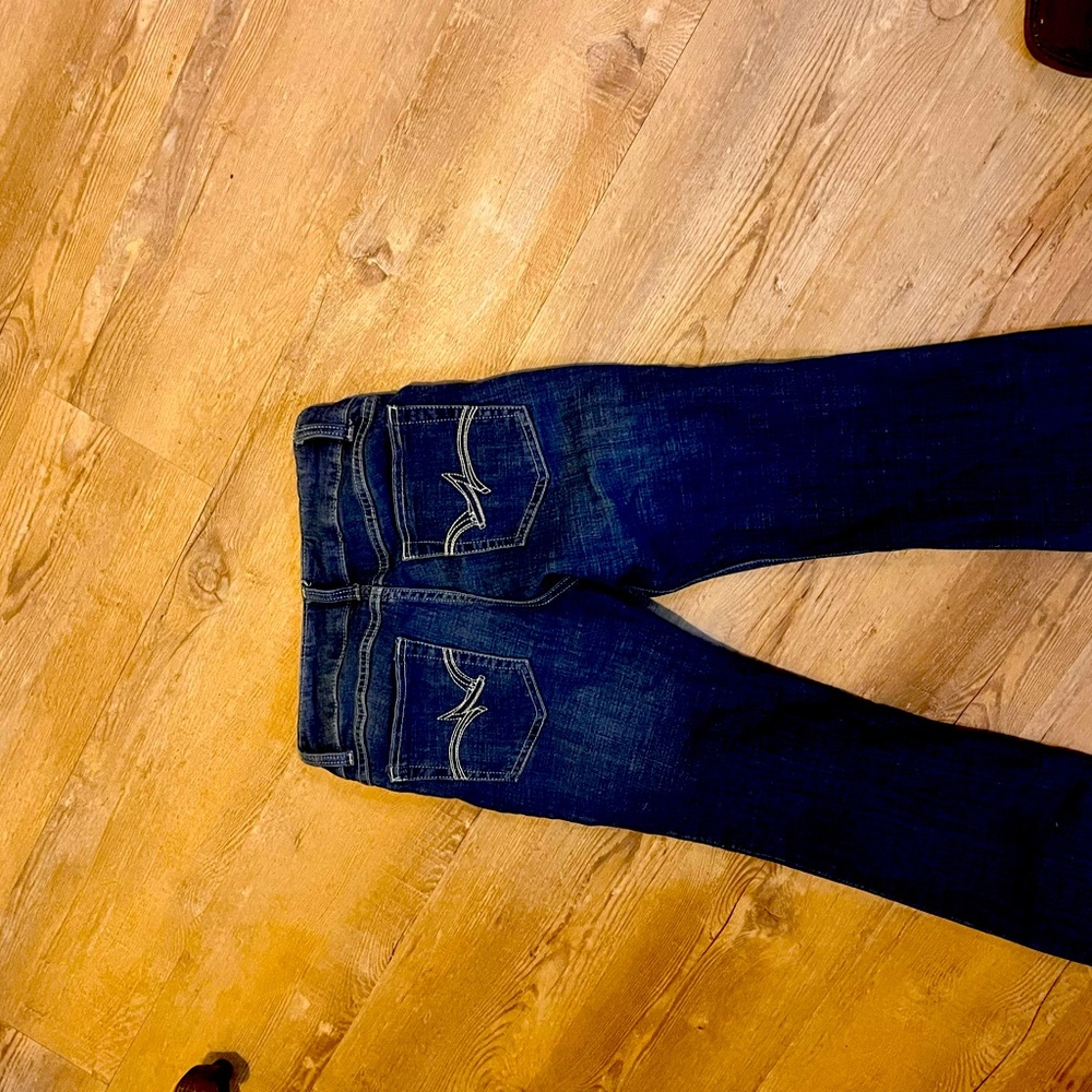 Wrangler - Picture 3 of 4